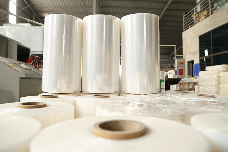 Màng PE quấn hàng giá tốt chất lượng cao tại Vĩnh Phúc