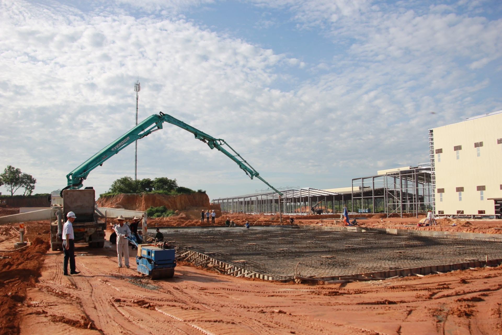 Xu Hướng Thi Công Nhà Xưởng Hiện Đại Năm 2026